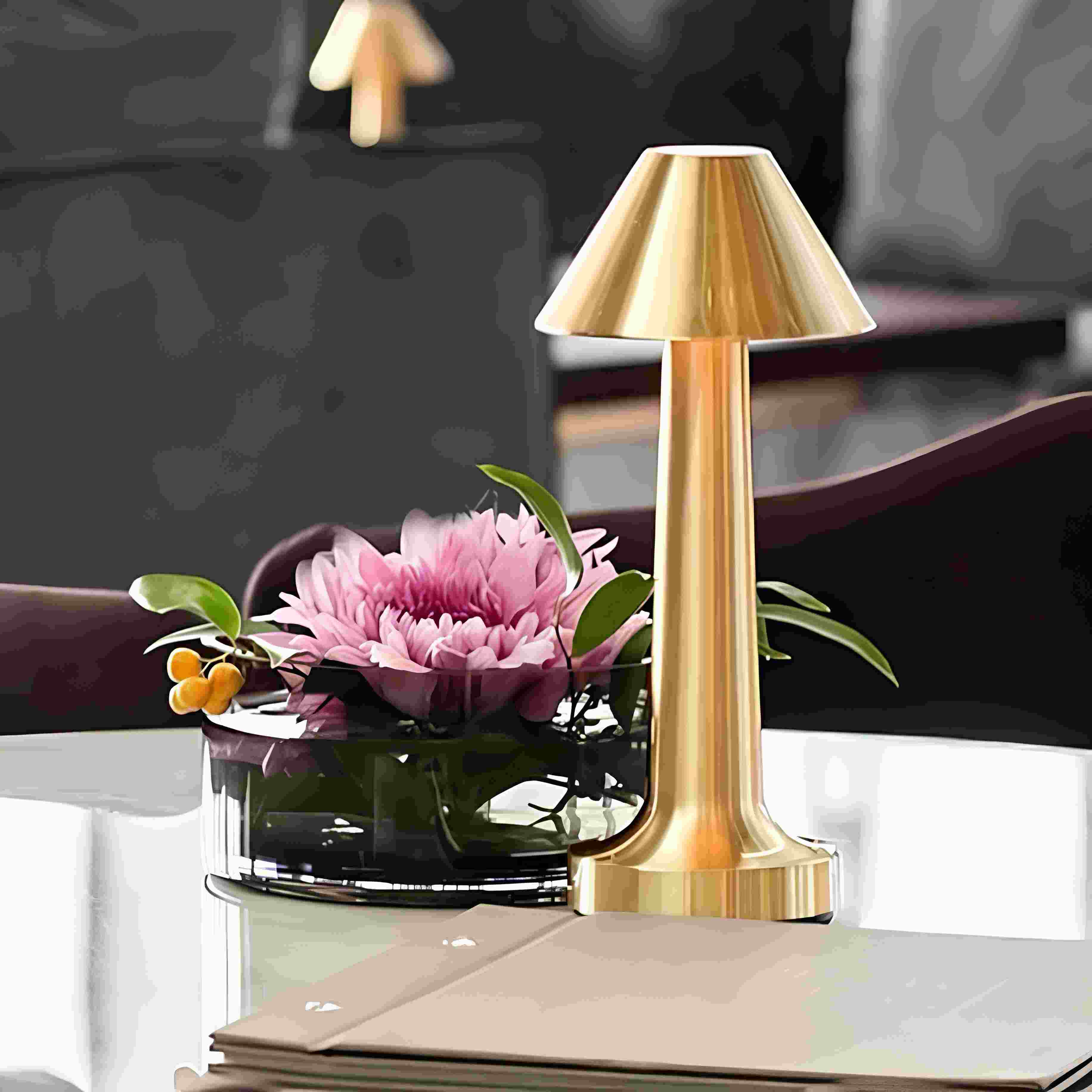 Mantar Gold KONİK Dokunmatik LED Masa Lambası